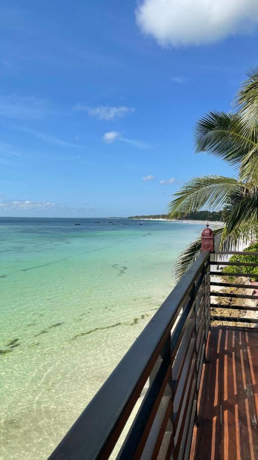 Samaki Lodge & Spa Uroa Exterior photo